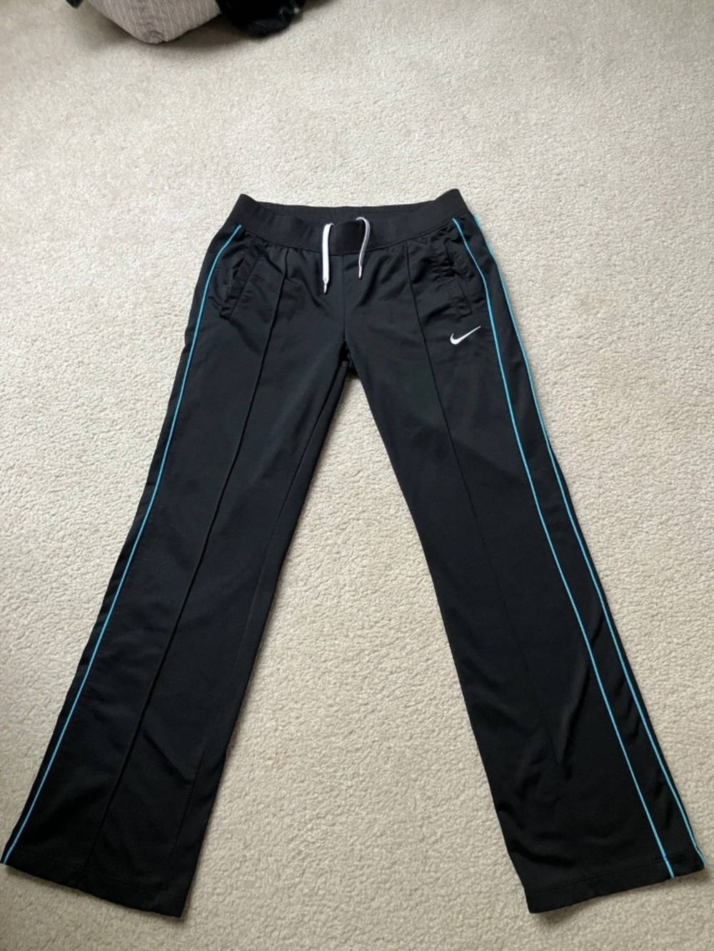 Nike Women’s Black Track Pants Size Medium